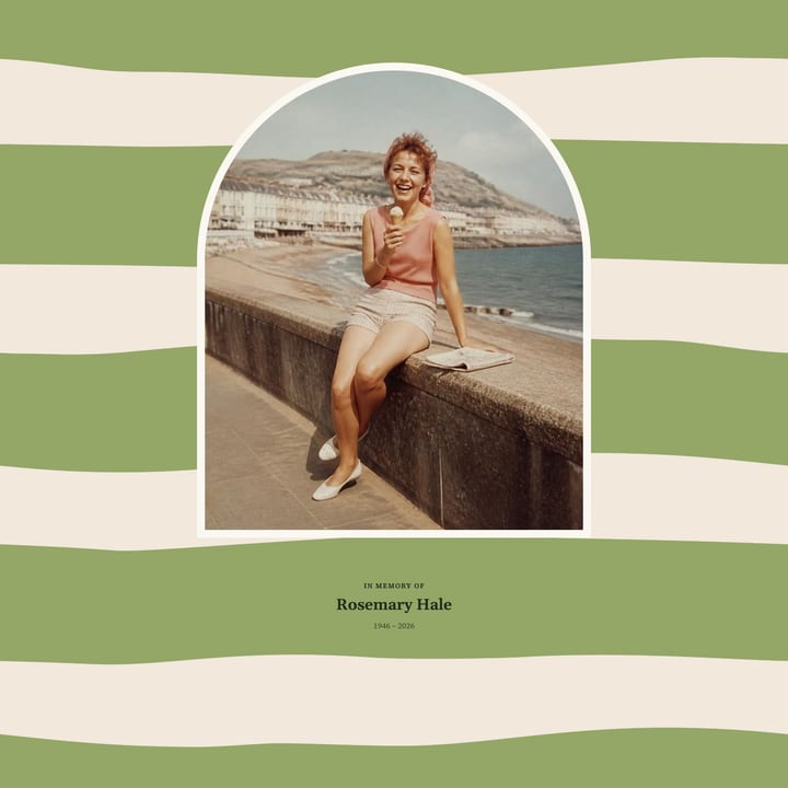 Green and cream waves, arched photo cover